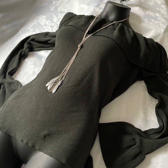 Ann Taylor long sleeve tight knit off shoulder sweater dark green Sz M - Picture 1 of 6